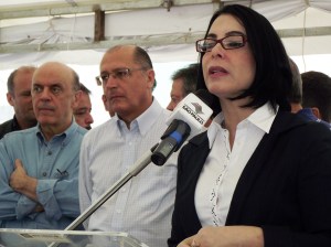 19112011-entrega-moradias-bolsao-7