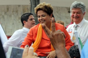 dilma-em-santos-30092014